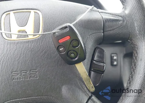 2005 Honda Cr-V Se z USA, uszkodzony, nr VIN SHSRD78905U327913